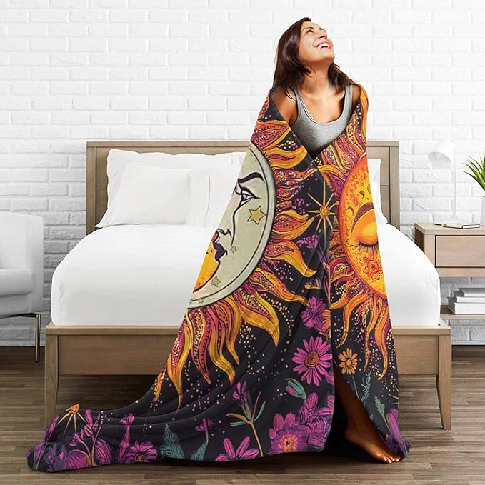 Sun and Moon Blanket Day and Night Throw Blanket Soft Warm Cozy Fuzzy Lightweight Fleece Flannel Plush Celestial Throw Blanket Gifts for Girls Women Kids Adults 40"X50"