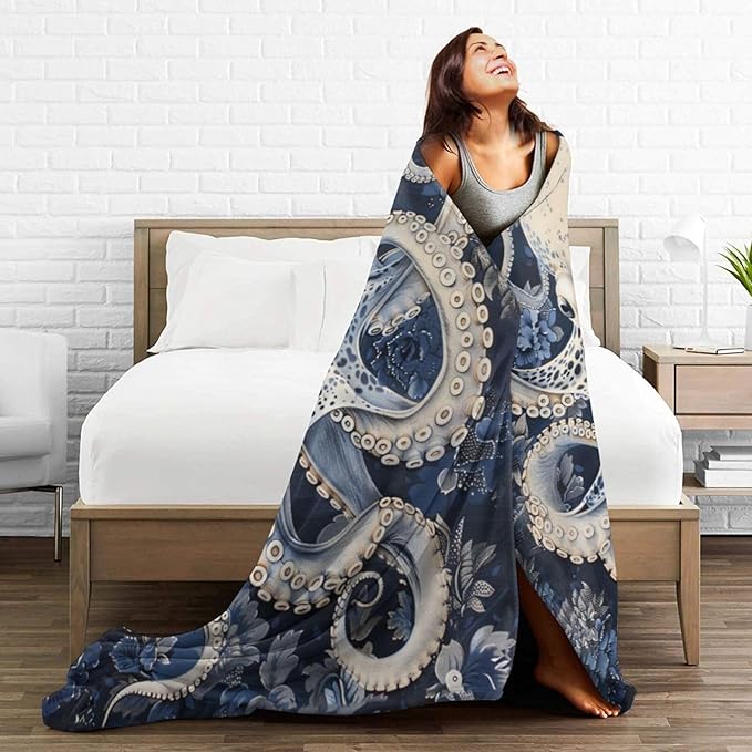Octopus Blanket Ocean Throw Blanket Soft Warm Cozy Fuzzy Plush Marine Nautical Throw Blanket Gifts for Girls Women Octopus Fleece Flannel Gift Blankets for Kids Adults 50"X60"