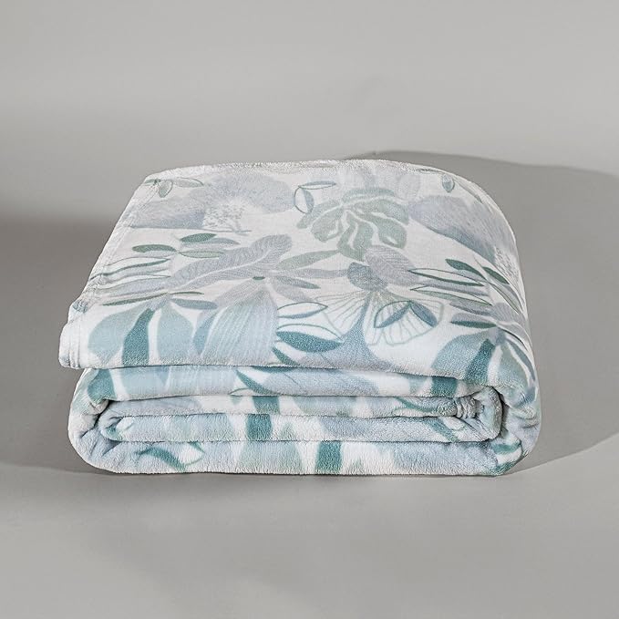 Vianney - Lightweight Blanket - Aspen/King Size - Beauty Soft 100% Polyester Fabric - Lightweight Year-Round Warmth and Machine Washable