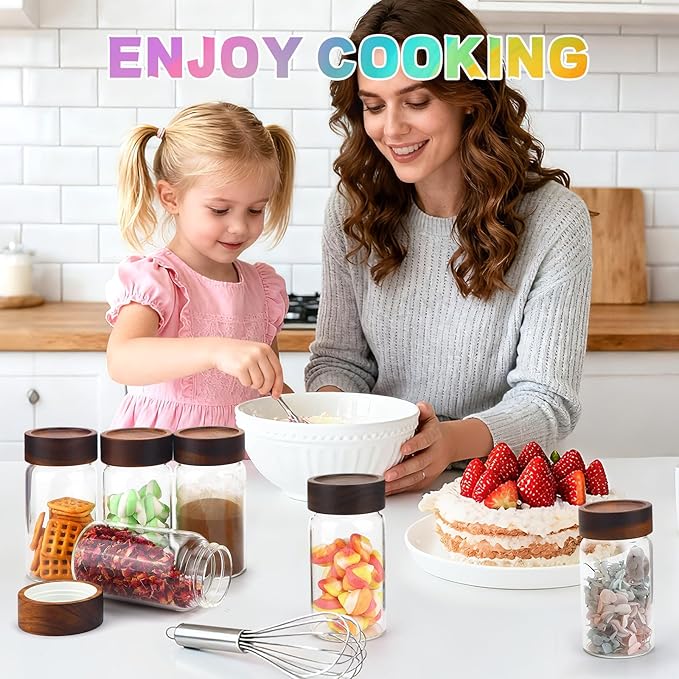 Small Glass Jars with Airtight Lid Clear Coffee Ground Storage Canister Wooden Lid Round Glass Spice Jar for Pantry Sugar Tea Bean Nuts Cookies Bath Salts (4×250ml(8.4oz))