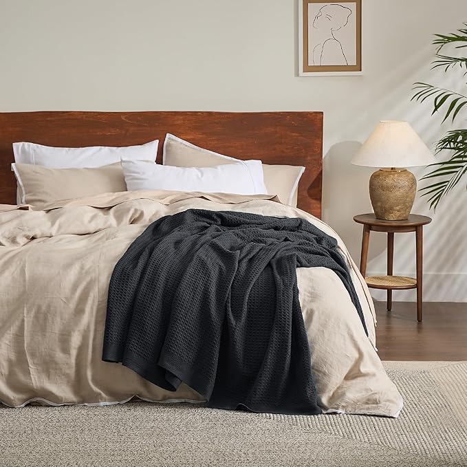 Bedsure Gentlesoft 100% Cotton Large Throw Blanket for Couch 50x70 inches - Breathable and Soft, Waffle Weave Throw Blanket for Office, Black
