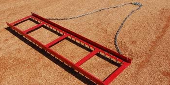 Trigon Sports Heavy Duty Bolt Drag Mat, Field Surface Leveling Spike Drag Mat with Pull Chain, Infield Drag Harrow for Manual or Vehicle Assisted Pulling, 6' Wide Bolt