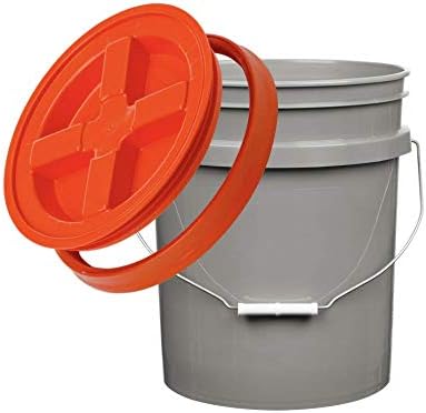 House Naturals 5 Gallon Food Grade BPA Free buckert Pail with Gamma Screw Lids (Pack of 2) Made in USA