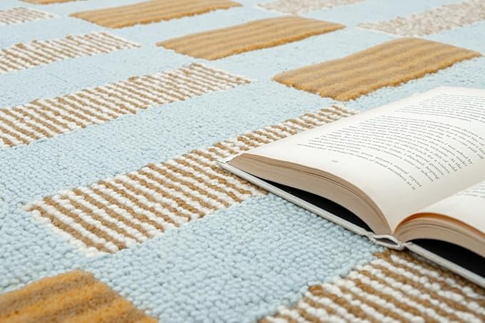 Hand-Tufted Wool Rug with Scalloped Edges, Light Blue Plaid Pattern, Cozy Soft Area Rug for Living Room, Bedroom, and Nursery, Handmade Modern Accent Rug, 5x8 Ft
