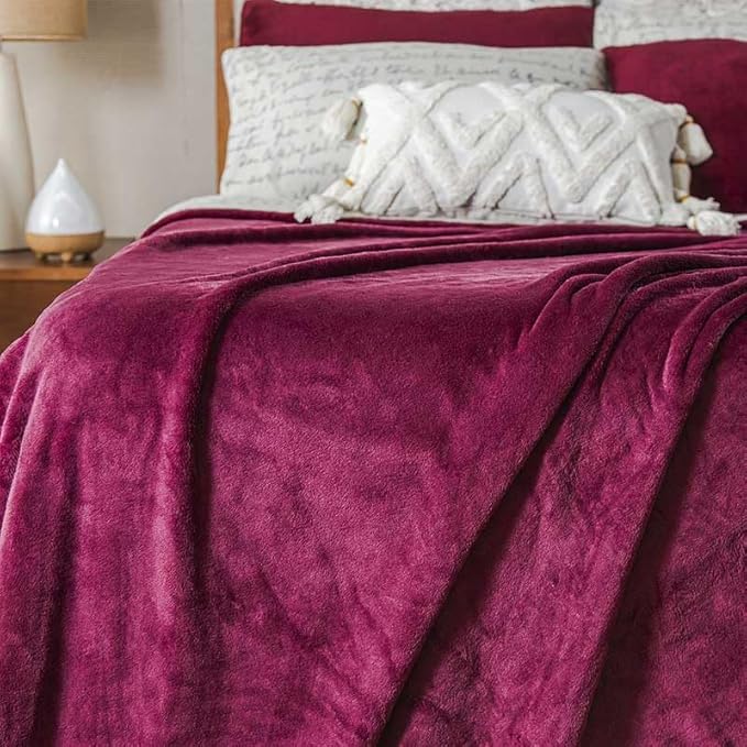 Vianney Light Red King Size Blanket - Lightweight Cozy Throw for Couch or Bed - Soft Fleece for Year-Round Comfort - Chunky Knit Throw for Decor and Warmth