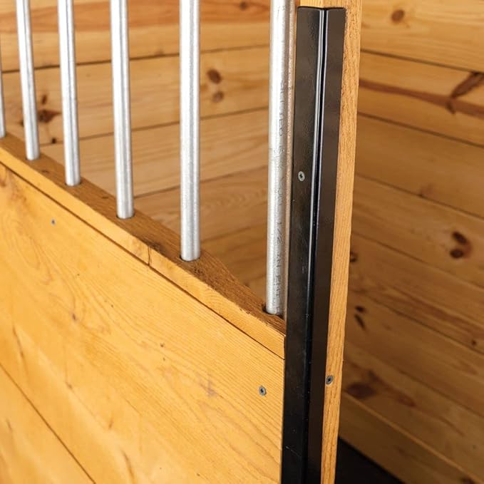 EASY-UP Schneiders Angle Iron Horse Stall Chew Guards | Durable Steel to Prevent Wood Damage in Barns | Easy Installation | Set of 3