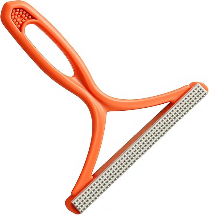 Manual Lint & Pet Hair Remover, Portable Fabric Fuzz Cleaner and Fur Removal Brush for Clothes, Carpets, Furniture, and Car Seats – Reusable Hair Removal Tool for Home and Pets (Qrange)