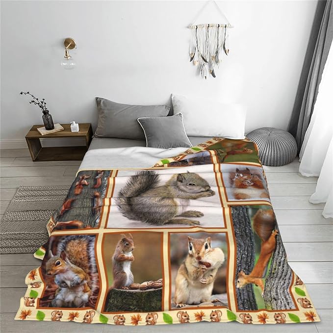 Cute Squirrel Decor Throw Blanket - Super Warm Soft Plush Lightweight Fleece Flannel Animals Blanket for Women, Girls, Boys, Men, Kids - Winter Couch Bedding - 50"X60"