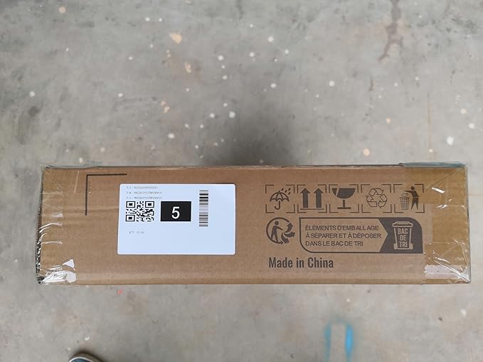 VEVOR Log Skidding Tongs, 32 inch 2 Claw Log Lifting Tongs, Heavy Duty Steel Lumber Skidding Tongs, 1543 lbs/700 kg Loading Capacity, Log Lifting, Handling, Dragging & Carrying Tool