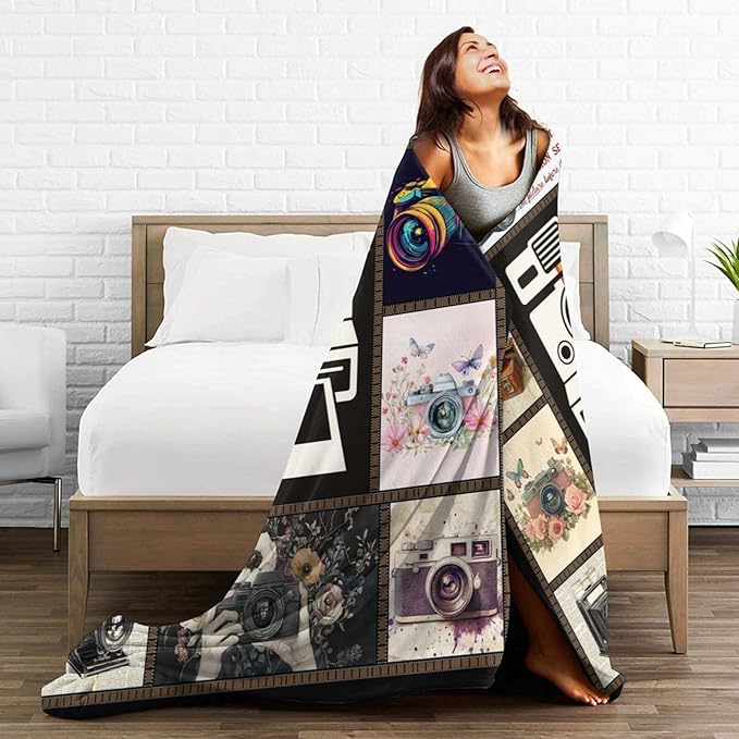 Retro Camera Fleece Blanket Photography Throw Blankets for Girls Boys Super Soft Warm Flannel Vintage Throws Gifts for Men Women Cozy Fuzzy Plush Stuffed Couch Bed Bedding Decor 80"X60"