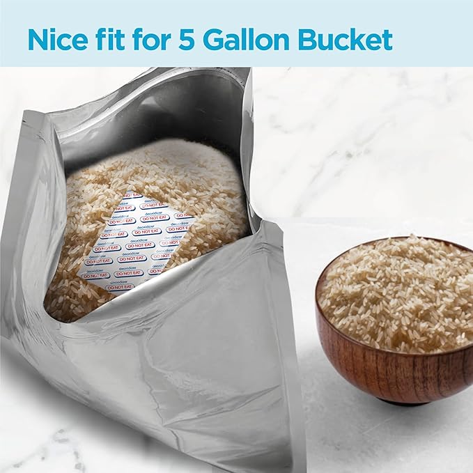 BELLE KR® 30 Pcs 5 Gallon Mylar Bags With Oxygen Absorbers - Perfect Size for Bucket - 11 Mil Thick - With Sticker Labels and Closure Clip - Smell Proof, Zipper Closure Heat Resealable Large Mylar Bag