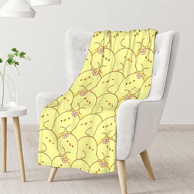 Duck Throw Blanket - Soft, Fuzzy & Warm - 30x40 Inches Lap Size Blanket for Couch, Office - Yellow Cute Throw Gift for Girls, Boys