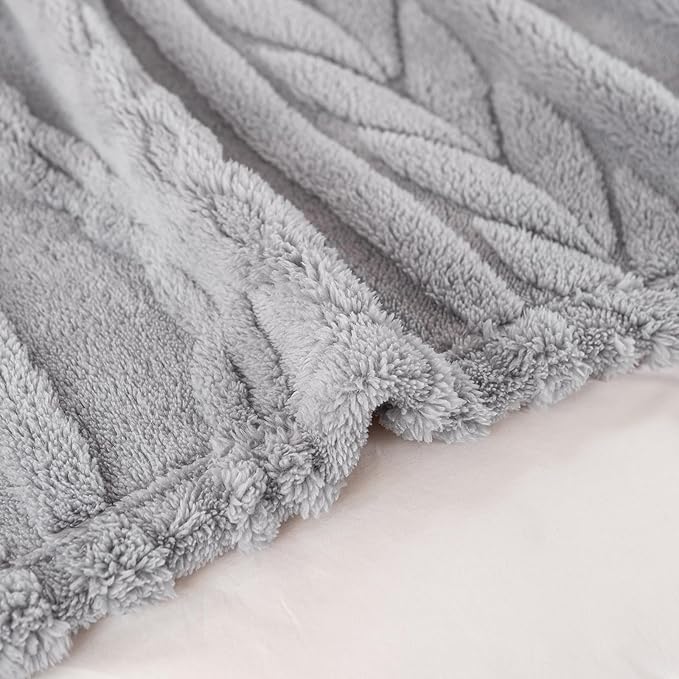 YUSOKI Sherpa Throw Blanket(Without Pillows)-3D Stylish Design Super Soft Cozy Blanket Thick Plush Fluffy Blankets for Teen Girls Women Couch Bed Sofa Chair Men Boys Gift(Light Grey,50"x65")