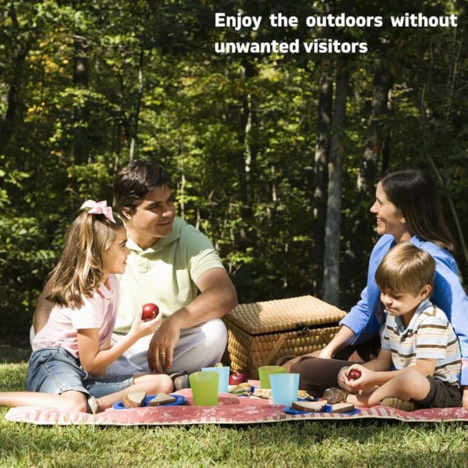 Goose Deterrent, Bird Repellent Concentrate, Geese Repellent, Non-Toxic, Removes Geese from Yards, Parks, Beaches, Ponds and Ground, Made in The USA (1 Gallon)