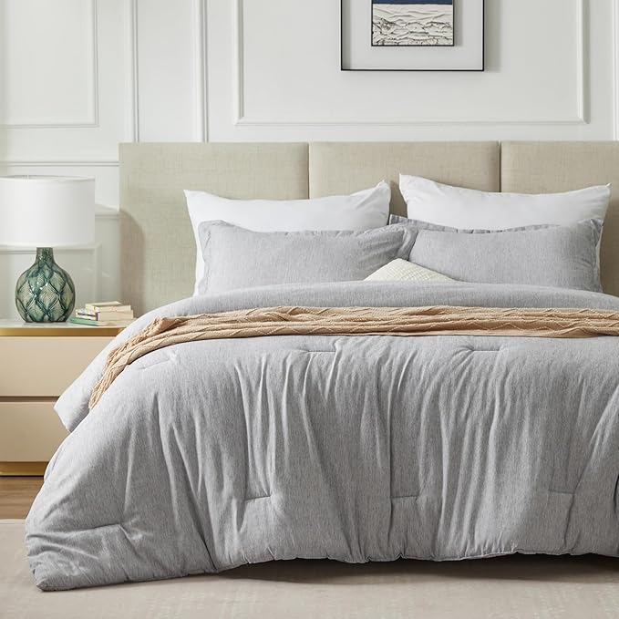 CozyLux Queen Comforter Set - 3 Pieces Light Grey Soft Luxury Cationic Dyeing Queen Comforter for All Season, Light Gray Breathable Lightweight Fluffy Bedding Sets with 1 Comforter and 2 Pillow Shams