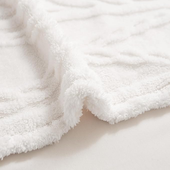 YUSOKI Sherpa Queen Size Blanket-3D Stylish Design Super Soft Fuzzy Cozy Warm Blanket Thick Plush Fluffy Furry Blankets for Teen Girls Women Couch Bed Sofa Chair Men Boys Gift(Ivory,90"x90")