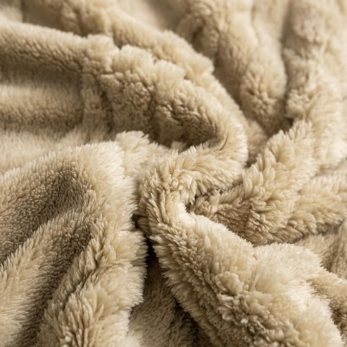YUSOKI Sherpa Queen Size Blanket-3D Stylish Design Super Soft Fuzzy Cozy Warm Blanket Thick Plush Fluffy Furry Blankets for Teen Girls Women Couch Bed Sofa Chair Men Boys Gift(Tan,90"x90")
