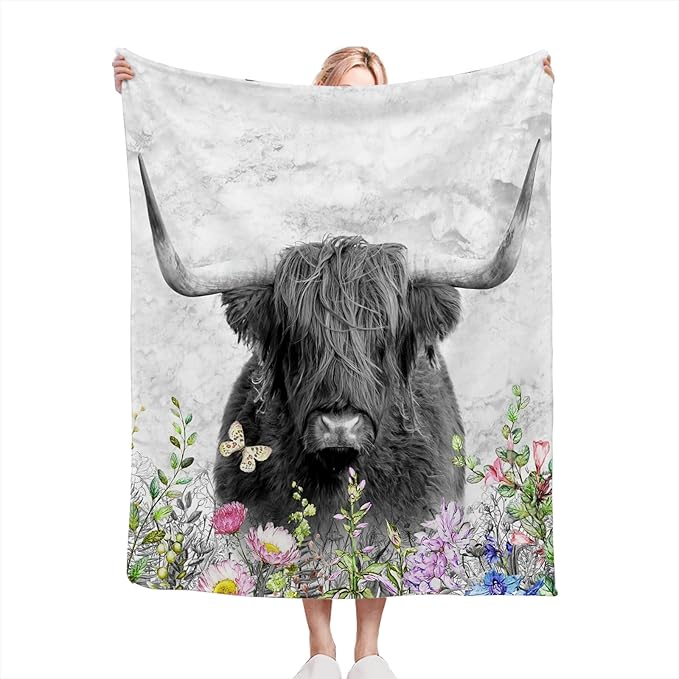 Cow Blanket for Girls Women Gifts for Cows Lovers Highland Cow and Floral Throw Blanket for Kids Adults Ultra Soft Cozy Fleece Blanket for Couch Sofa Bed 50"x60"