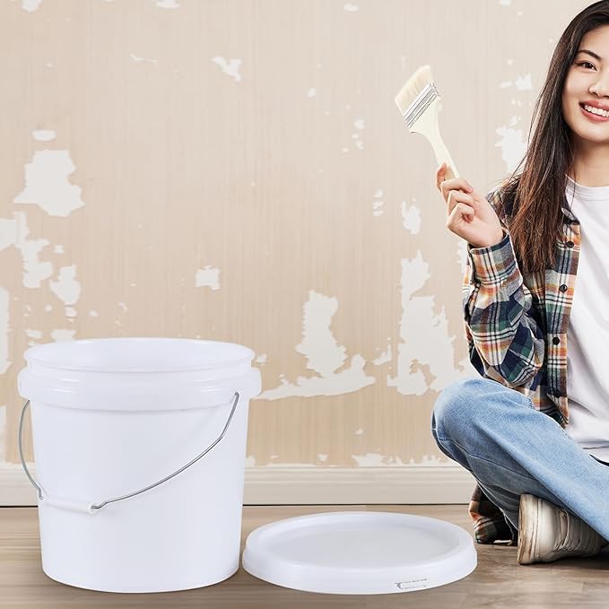 4 Gallon Plastic Food Storage Bucket with Metal Handle, Food Grade Round Pail with Lid, White, 4 Packs