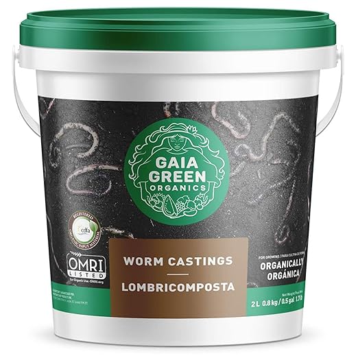GAIA GREEN 2 Liters All-Purpose Worm Castings Powder for Improved Soil Quality, Recommended for Household Plants, Urban Gardens, Lawns & Greenhouses