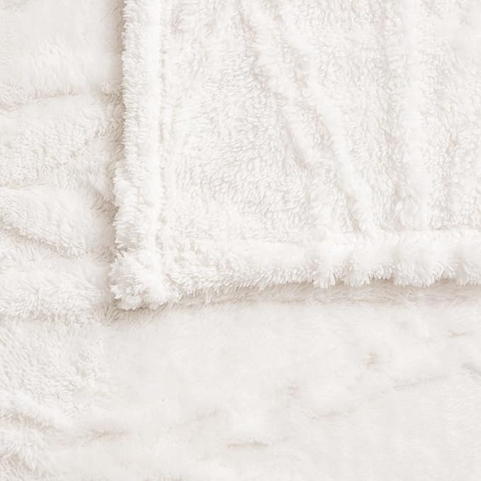 YUSOKI Sherpa Queen Size Blanket-3D Stylish Design Super Soft Fuzzy Cozy Warm Blanket Thick Plush Fluffy Furry Blankets for Teen Girls Women Couch Bed Sofa Chair Men Boys Gift(Ivory,90"x90")