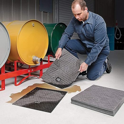 PIG Premium Absorbent Mat Pads | 50 Oil Absorbent Pads | The Original PIG Mat | 15" x 20" Oil Pads | Each Pad Absorbs 28 oz | Total Absorbency is 11 Gallons | 50-Count | MAT231