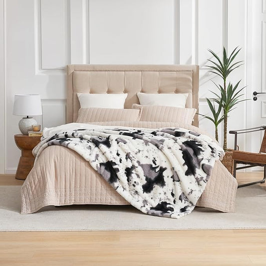 Cozy Bliss Cow Print Faux Fur Throw Blanket, Animal Printed Blankets Super Soft Warm Thick Fluffy Throws Home Decor for Couch Bed Sofa Women (Black&Grey Cow, 60x80 Inches)