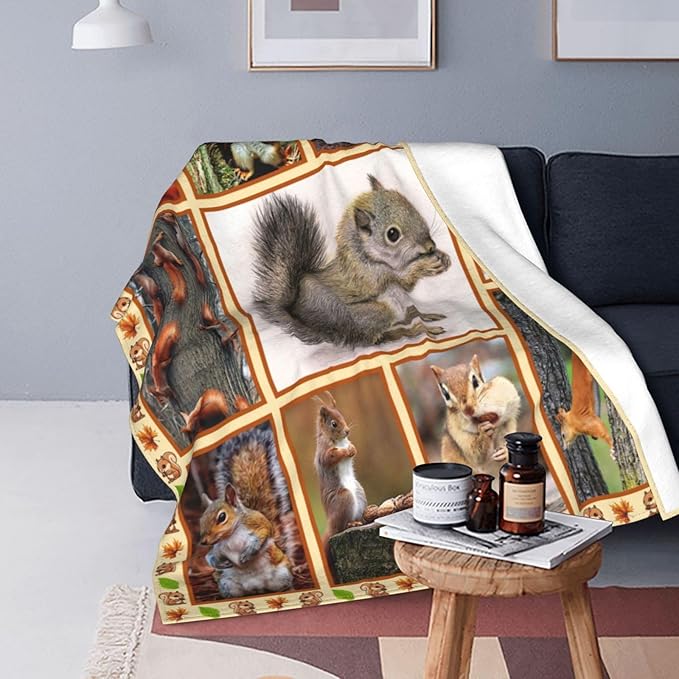 Cute Squirrel Decor Throw Blanket - Super Warm Soft Plush Lightweight Fleece Flannel Animals Blanket - Squirrels Gifts for Women, Girls, Boys, Men, Kids - Winter Couch Bedding - 40"X50"