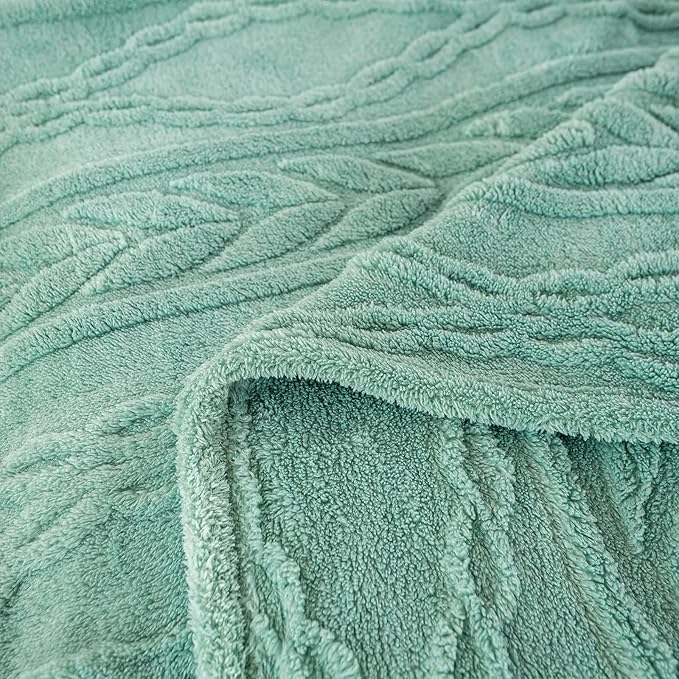 YUSOKI Sherpa Twin XL Blanket(Without Pillows)-3D Stylish Design Furry Blankets for Teen Girls Women Couch Bed Sofa Chair Men Boys Gift(Light Green,65"x90")