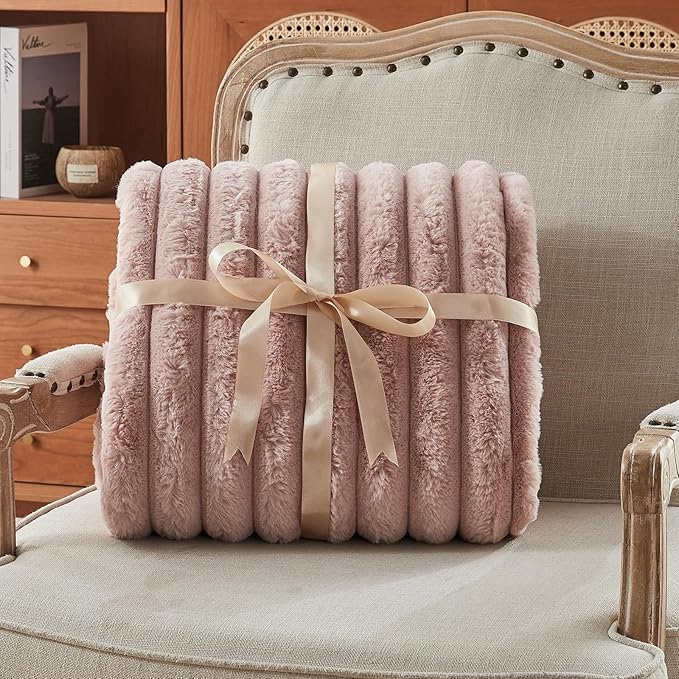 Faux Fur Throw Blanket for Couch, 1000 GSM Cozy Fuzzy Fluffy Soft Plush Thick Bubble Sherpa Blanket for Sofa Bedroom Living Room, Mothers Day Birthday Gifts for Women Home Decor