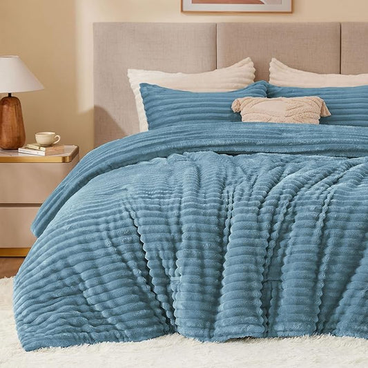 BEDELITE Fleece Full Comforter Set -Super Soft & Warm Fluffy Blue Fog Bedding, Luxury Fuzzy Heavy Bed Set for Winter with 2 Pillow Cases