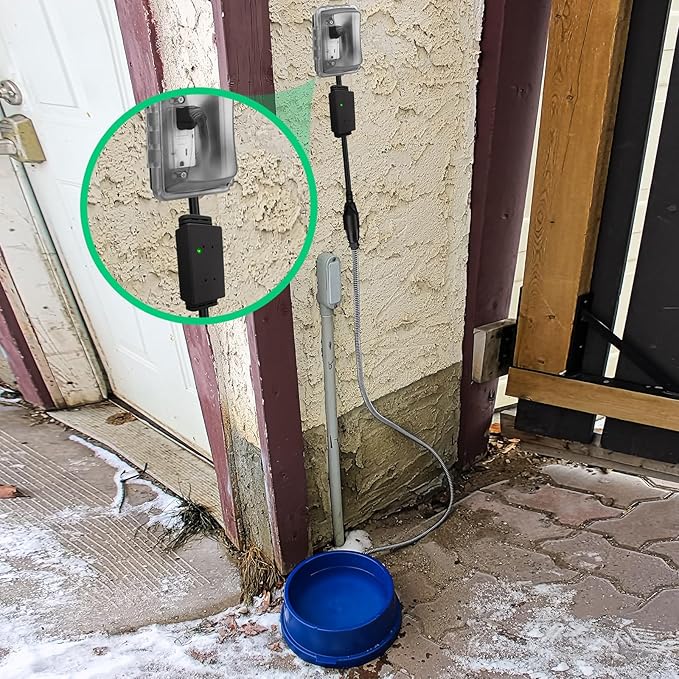 Thermostat Controlled Extension Cord - On at 32°F/Off at 50 °F, Thermostat Controlled Outlet No Need to Close Manually, for Chicken Water Coop Heater Heated Water Bowl Bird Bath Deicer Roof Cable