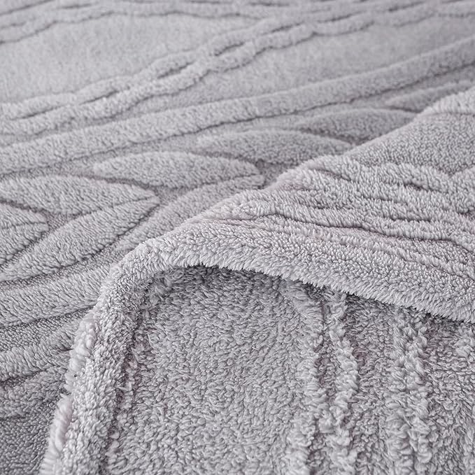 YUSOKI Sherpa Queen Size Blanket(Without Pillows)-3D Stylish Design Super Soft Blankets for Teen Girls Women Couch Bed Sofa Chair Men Boys Gift(Light Grey,90"x90")