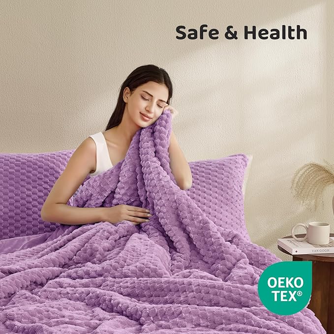 Petrichor Fluffy King Comforter Set - Ultra-Soft Lavender Flannel Thick Comforter for King Bed, Luxury Warm Bedding Set for Winter & Fall, Cozy Fuzzy Bed Set 3 Pieces (1 Comforter & 2 Pillowcases)