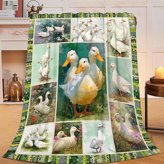 Dynova Duck Blanket Cozy Plush Funny Ducks Throw Blankets Fuzzy Flannel Fleece Animal Decor Gifts for Girls Boys Women Men 50"X40"