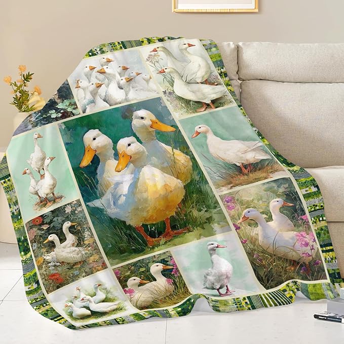 Dynova Duck Blanket Cozy Plush Funny Ducks Throw Blankets Fuzzy Flannel Fleece Animal Decor Gifts for Girls Boys Women Men 50"X40"