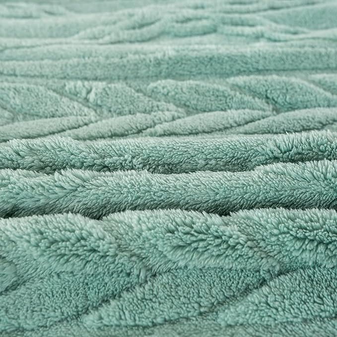 YUSOKI Sherpa Queen Size Blanket(Without Pillows)-3D Stylish Design Furry Blankets for Teen Girls Women Couch Bed Sofa Chair Men Boys Gift(Light Green,90"x90")