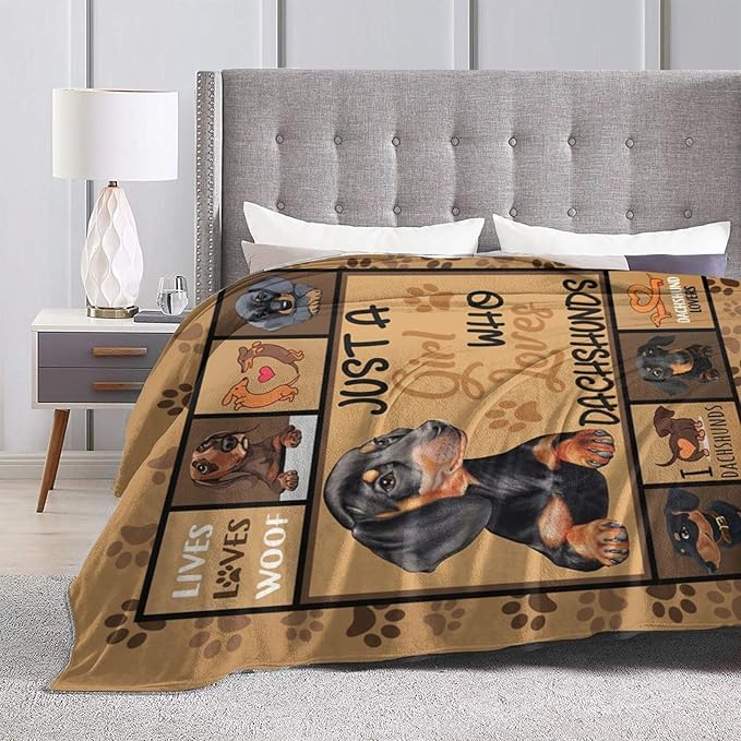 Dachshund Blanket Dogs Throw Blanket Soft Warm Fleece Flannel Plush Just A Girl Who Loves Dachshund Throw Blanket Bedding Gifts for Dog Lover Girls Women Dog for Kids Adults 40"X50"