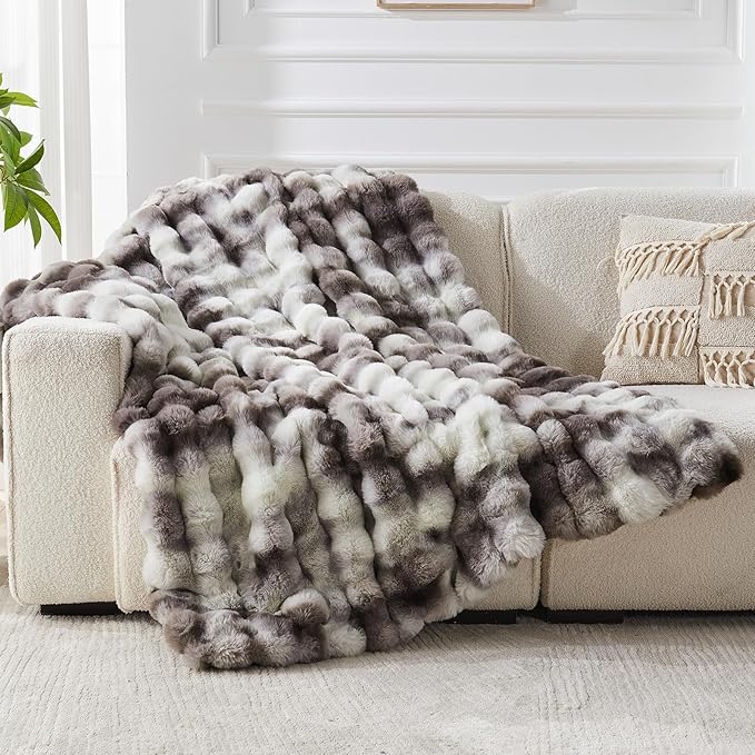 Faux Fur Queen Blanket for Couch, 1000 GSM Cozy Fuzzy Fluffy Soft Plush Thick Bubble Sherpa Blanket for Sofa Bedroom Living Room, Mothers Day Birthday Gifts for Women Home Decor