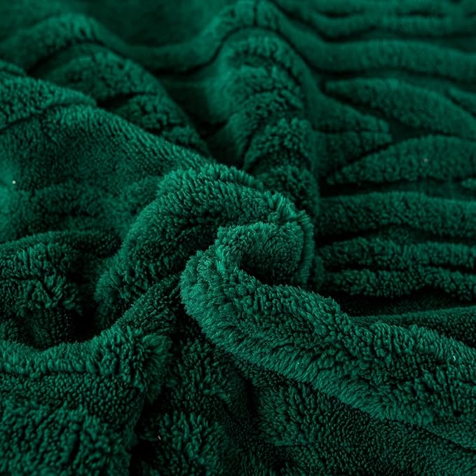YUSOKI Sherpa Twin XL Blanket(Without Pillows)-3D Stylish Design Cozy Plush Fluffy Blankets for Teen Girls Women Couch Bed Sofa Chair Gift(Forest Green,65"x90")