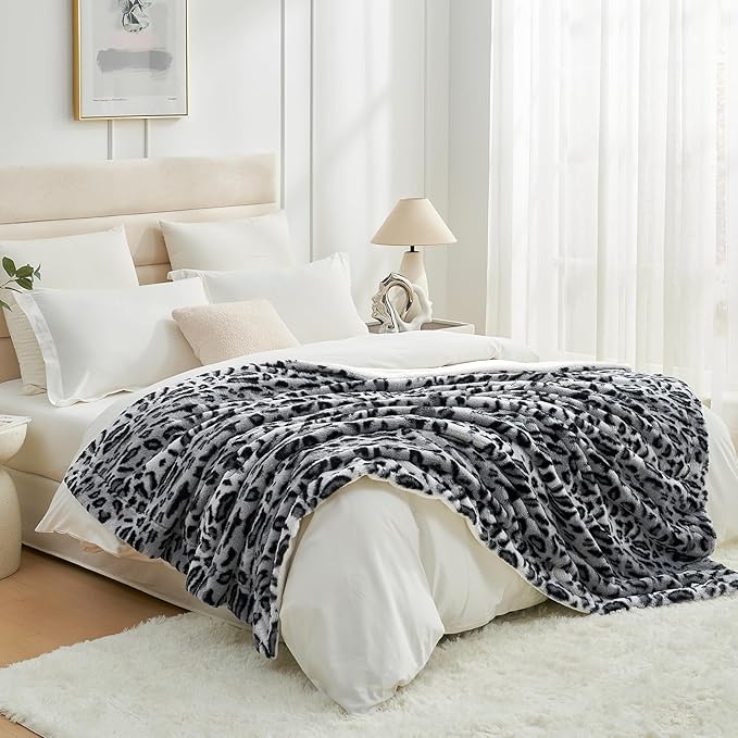 Cozy Bliss Luxury Faux Fur Throw Blanket Leopard Print, Non Shedding Double Sided Sherpa Blankets Super Soft Fluffy Thick Warm Throws Home Decor for Couch Bed Sofa Women,60"*80"Inches Snow Leopard