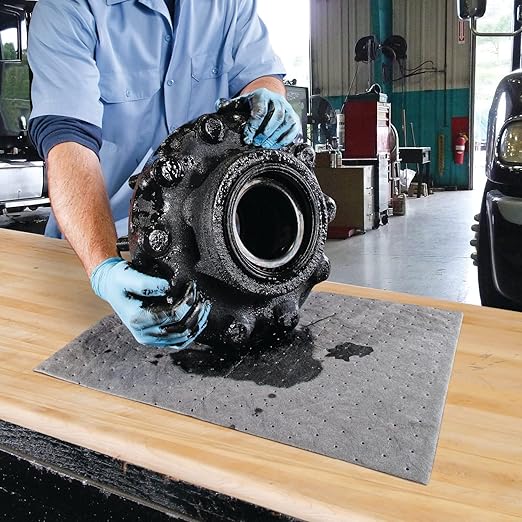 PIG Premium Absorbent Mat Pads | 20 Oil Absorbent Pads | The Original PIG Mat | 15" x 20" Oil Pads | Each Pad Absorbs 28 oz | Total Absorbency is 4.4 Gallons | 20-Count | Heavyweight | PM50275