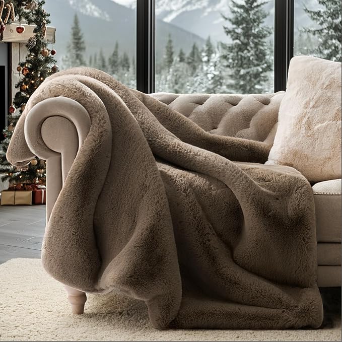 EVERGRACEHOME Luxury Soft Faux Chinchilla Fur Throw Blanket for Couch, Warm Thick Heavy Winter Throw Blanket 1220GSM for Bed, Fluffy Cozy Mink Blanket with Reversible Velvet, Tawny Mink, 50"x60"
