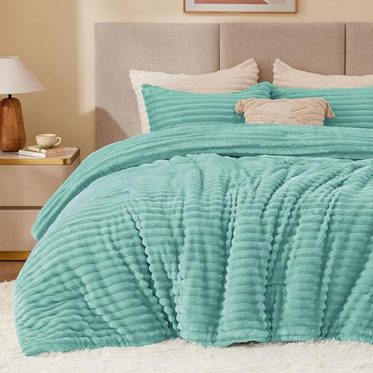 BEDELITE Fleece Queen Comforter Set -Super Soft & Warm Fluffy Haze Blue Bedding, Luxury Fuzzy Heavy Bed Set for Winter with 2 Pillow Cases