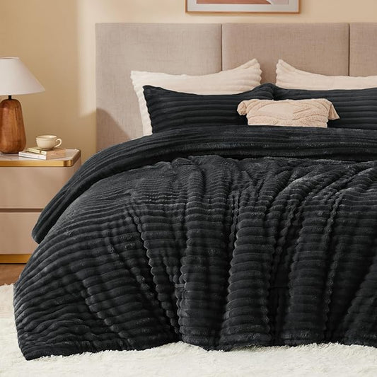 BEDELITE Fleece Full Comforter Set -Super Soft & Warm Fluffy Black Bedding, Luxury Fuzzy Heavy Bed Set for Winter with 2 Pillow Cases