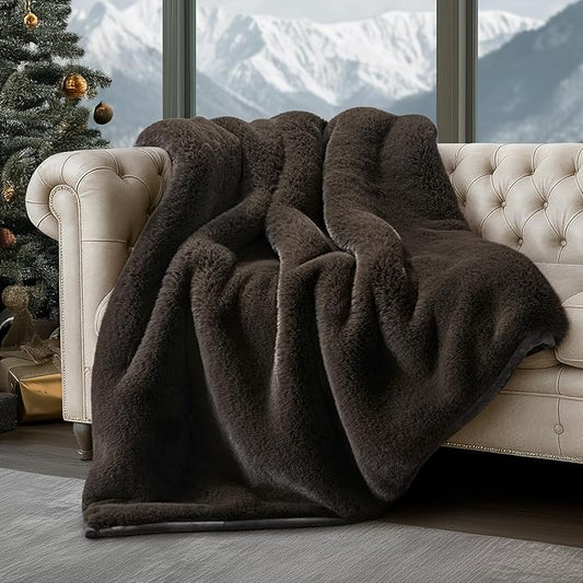 EVERGRACEHOME Luxury Soft Faux Chinchilla Fur Throw Blanket for Couch, Warm Thick Heavy Winter Throw Blanket 1220GSM for Bed, Fluffy Cozy Mink Blanket with Reversible Velvet, Espresso Mink, 50"x60"