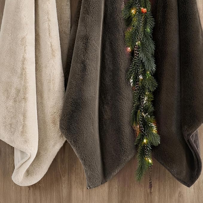 EVERGRACEHOME Luxury Soft Faux Chinchilla Fur Throw Blanket for Couch, Warm Thick Heavy Winter Throw Blanket 1220GSM for Bed, Fluffy Cozy Mink Blanket with Reversible Velvet, Espresso Mink, 50"x60"