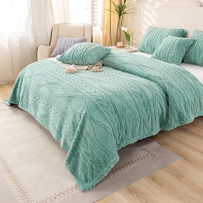 YUSOKI Sherpa Queen Size Blanket(Without Pillows)-3D Stylish Design Furry Blankets for Teen Girls Women Couch Bed Sofa Chair Men Boys Gift(Light Green,90"x90")