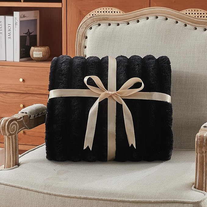 Faux Fur Throw Blanket for Couch, 1000 GSM Cozy Fuzzy Fluffy Soft Plush Thick Bubble Sherpa Blanket for Sofa Bedroom Living Room, Mothers Day Birthday Gifts for Women Home Decor