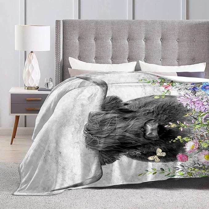 Cow Blanket for Girls Women Gifts for Cows Lovers Highland Cow and Floral Throw Blanket for Kids Adults Ultra Soft Cozy Fleece Blanket for Couch Sofa Bed 60"x80"